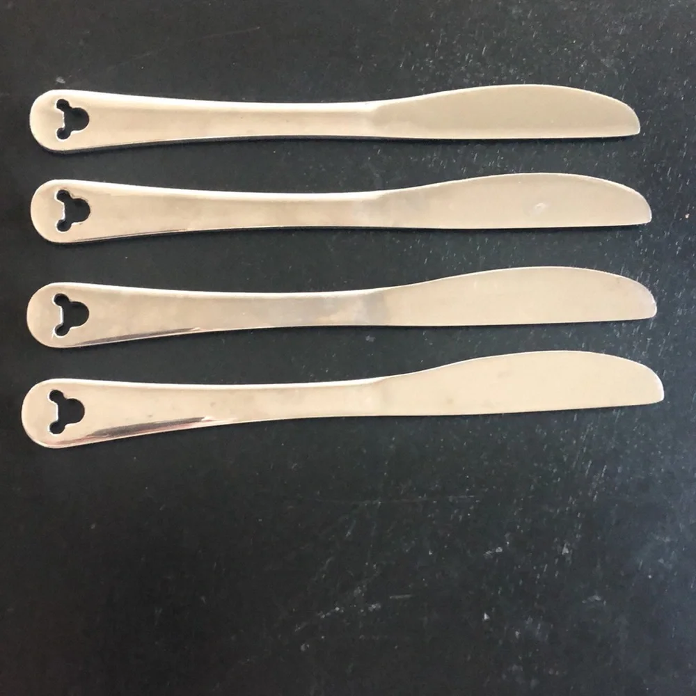 Disney Mickey Mouse Icon Dinner Knife - Set of 4